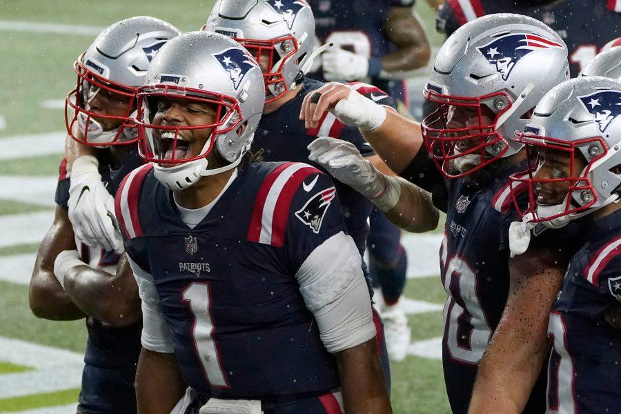 Weathers plays a factor in Patriots 23-17 win over the Ravens