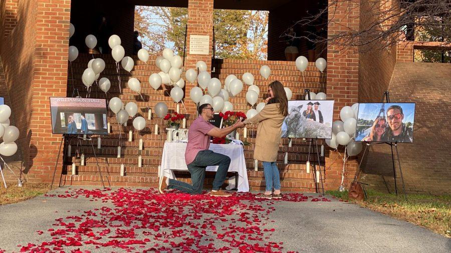UNH alum get engaged on footsteps of Williamson Hall