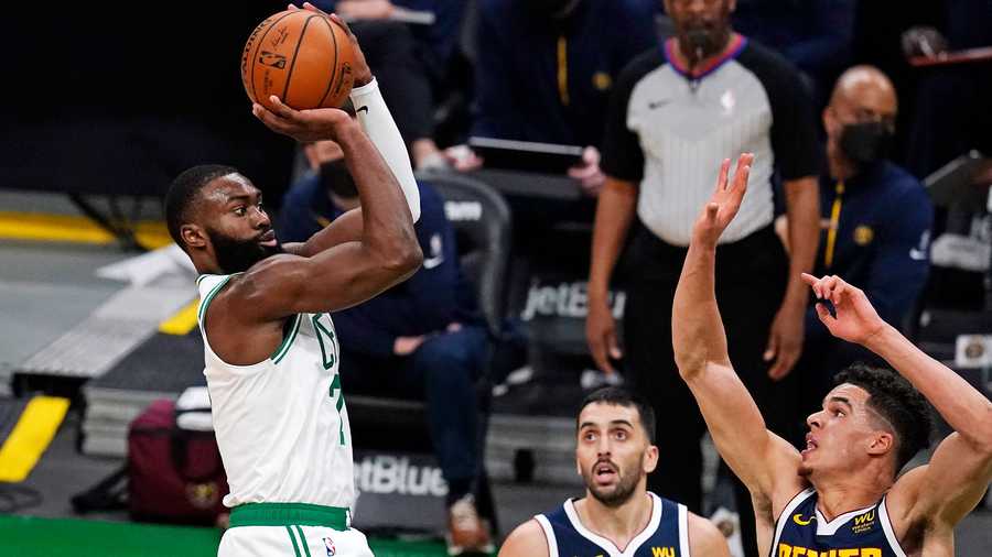 Celtics+increasingly+inconsistent+as+midseason+approaches