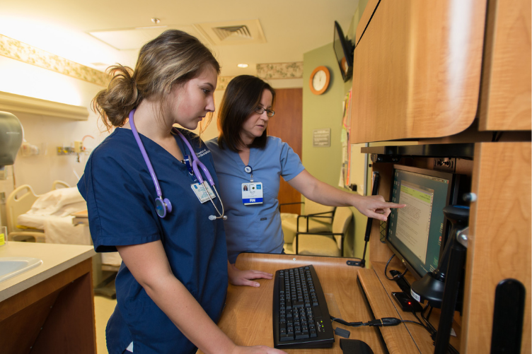 UNH Nursing Program receives national recognition
