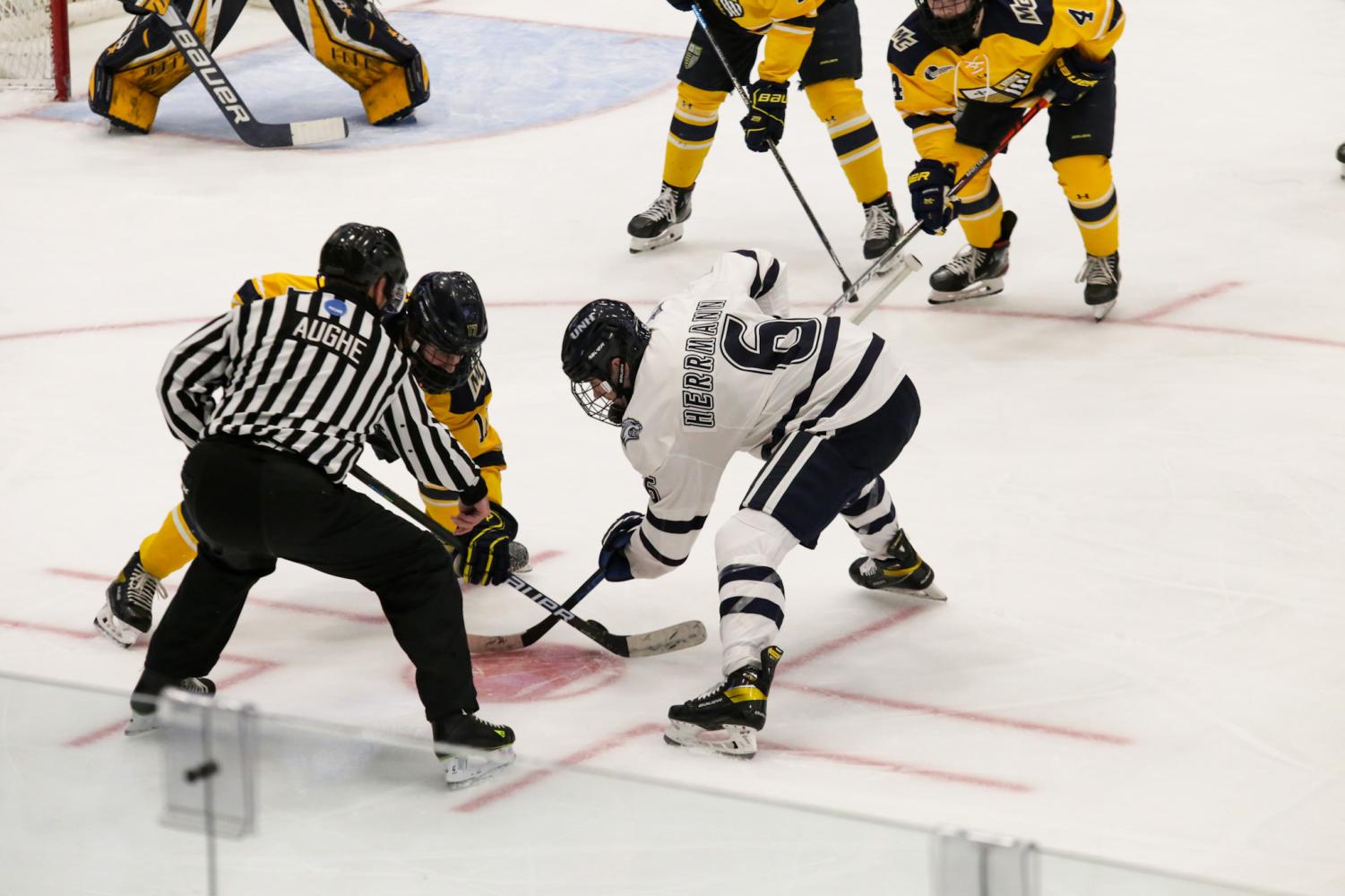 Boston College Men's Hockey Sweep UConn In Weekend Series - Sports