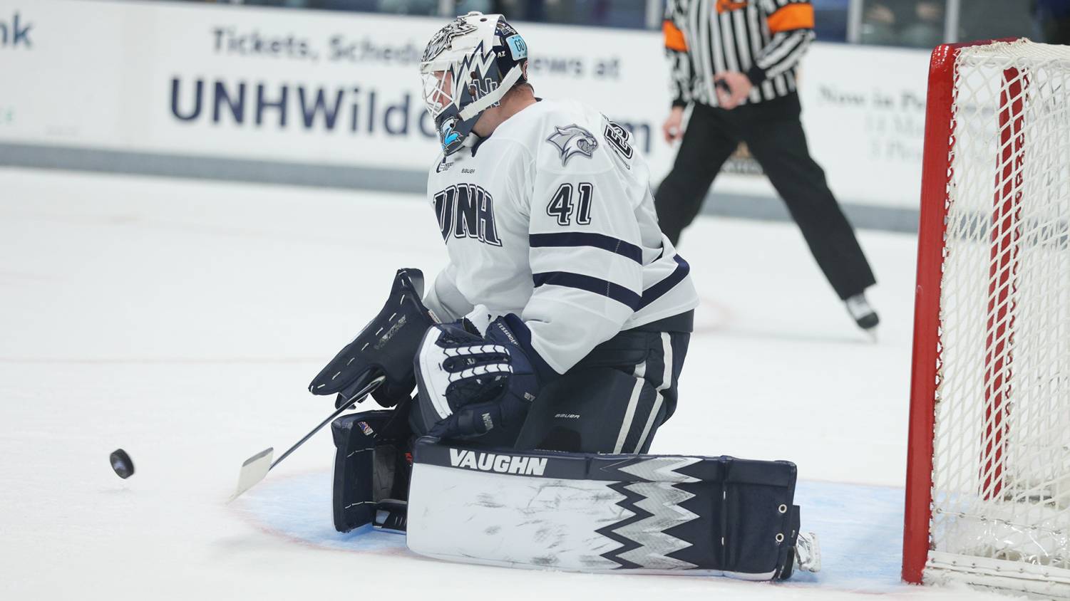 UNH Men’s Hockey: Team Drops Two Straight To Open Hockey East Play ...