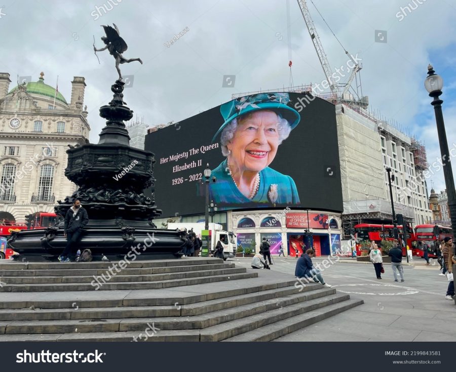 Remembering+The+Queen+Of+England%3A+A+Tribute+To+Her+Majesty%E2%80%99s+Life+Of+Service